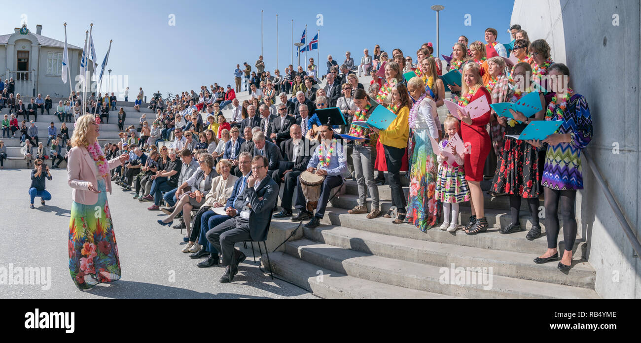 Mulitcultural Choir, Summer Festival, Journée Culturelle, Reykjavik, Islande Banque D'Images