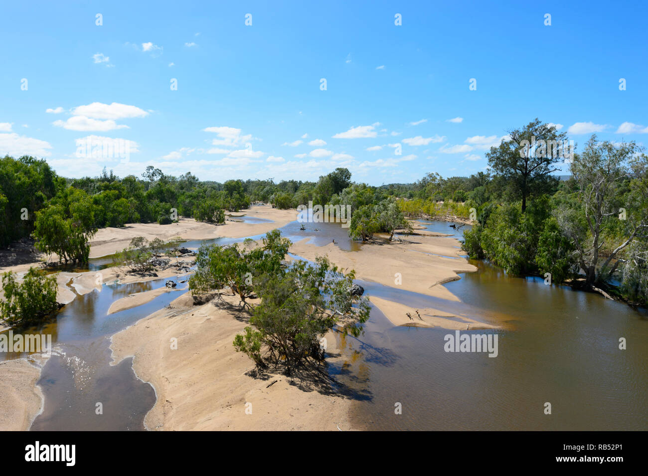 Vue de la rivière Einasleigh vu de H.L. (Bib) Loudon Pont entre Mt Surprise et Georgetown, Savannah Way, Queensland, Queensland, Australie Banque D'Images