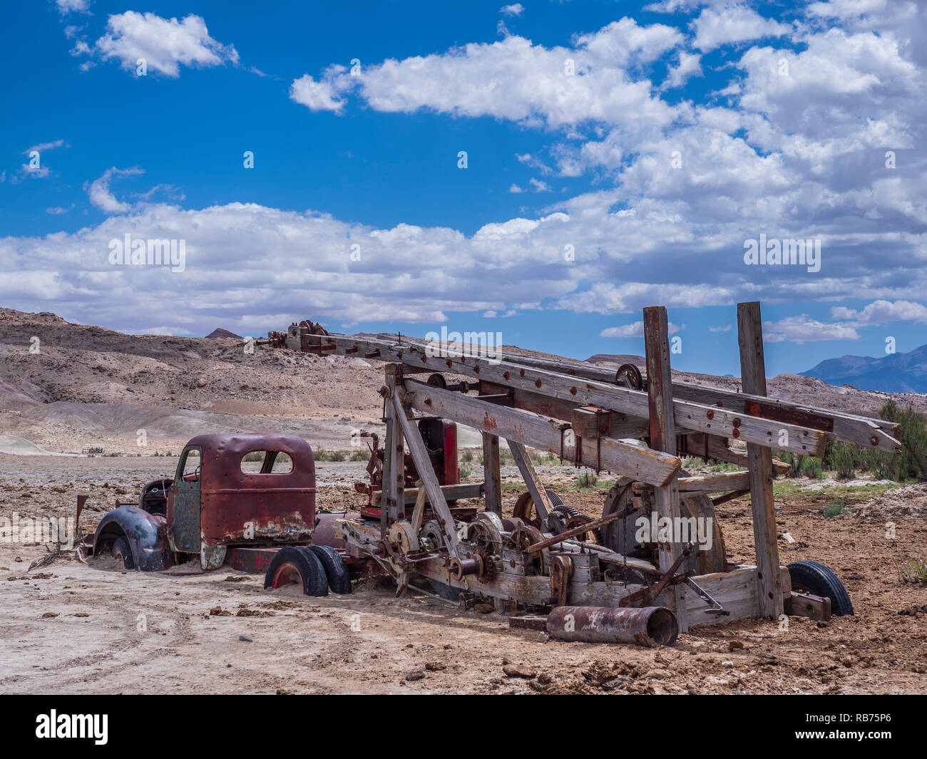 De forage et de camions abandonnés, Hartnett Road, vallée de la Cathédrale, Capitol Reef National Park, en Utah. Banque D'Images