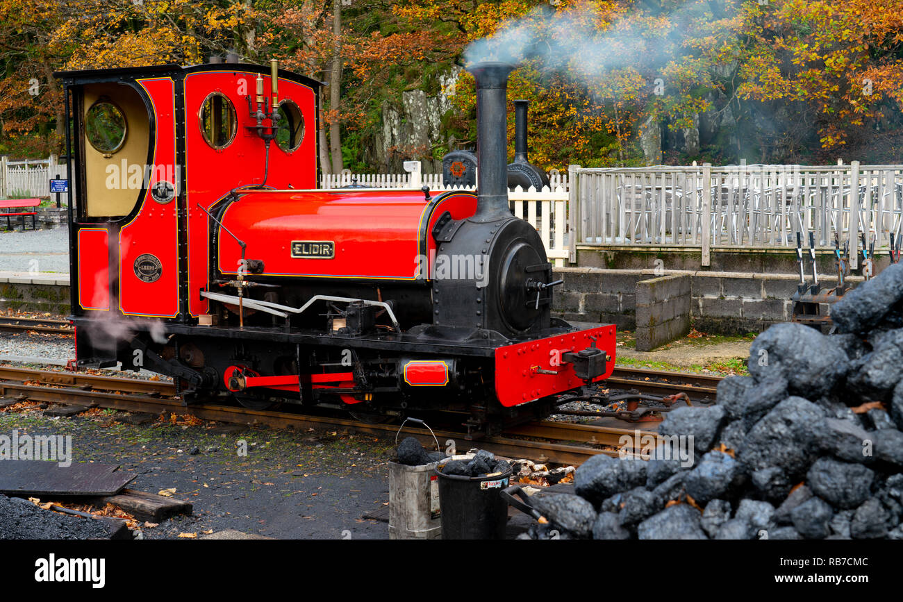 Llanberis Lake Railway, Gwynedd, au nord du Pays de Galles. Image prise en novembre 2018. Banque D'Images