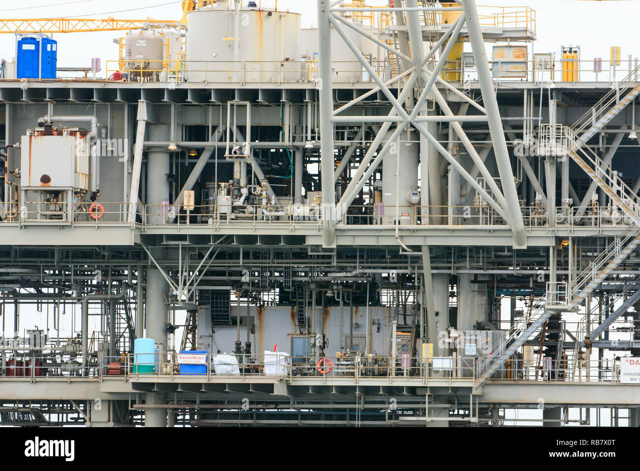 Détail de plate-forme de forage dans le golfe du Mexique, la baie de Mobile au sud de Mobile en Alabama. Banque D'Images