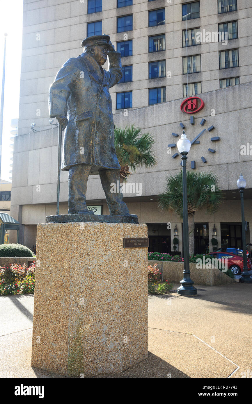 Statue de Sir Winston Churchill, au centre-ville de La Nouvelle Orléans, Louisiane. Banque D'Images