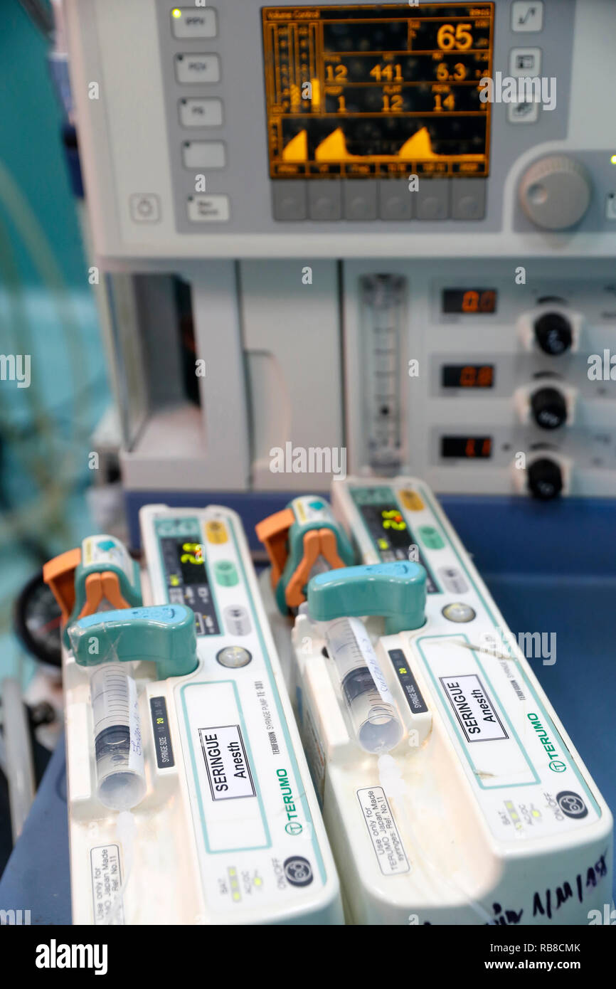 Tam Duc cardiologie Hôpital. Salle d'opération. La chirurgie cardiaque. L'anesthésie. Ho Chi Minh Ville. Le Vietnam. Banque D'Images