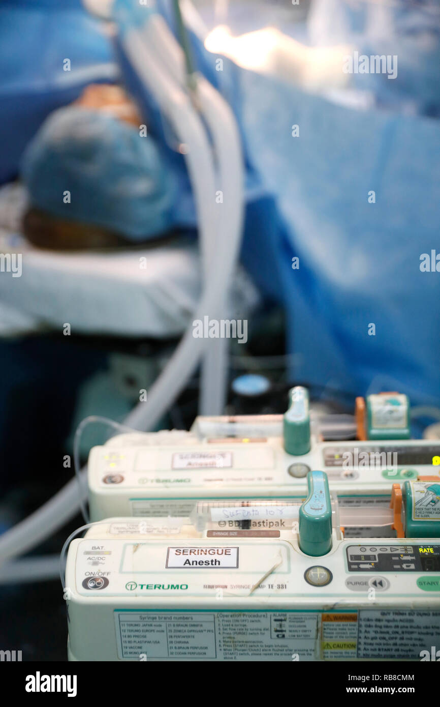 Tam Duc cardiologie Hôpital. Salle d'opération. La chirurgie cardiaque. L'anesthésie. Ho Chi Minh Ville. Le Vietnam. Banque D'Images