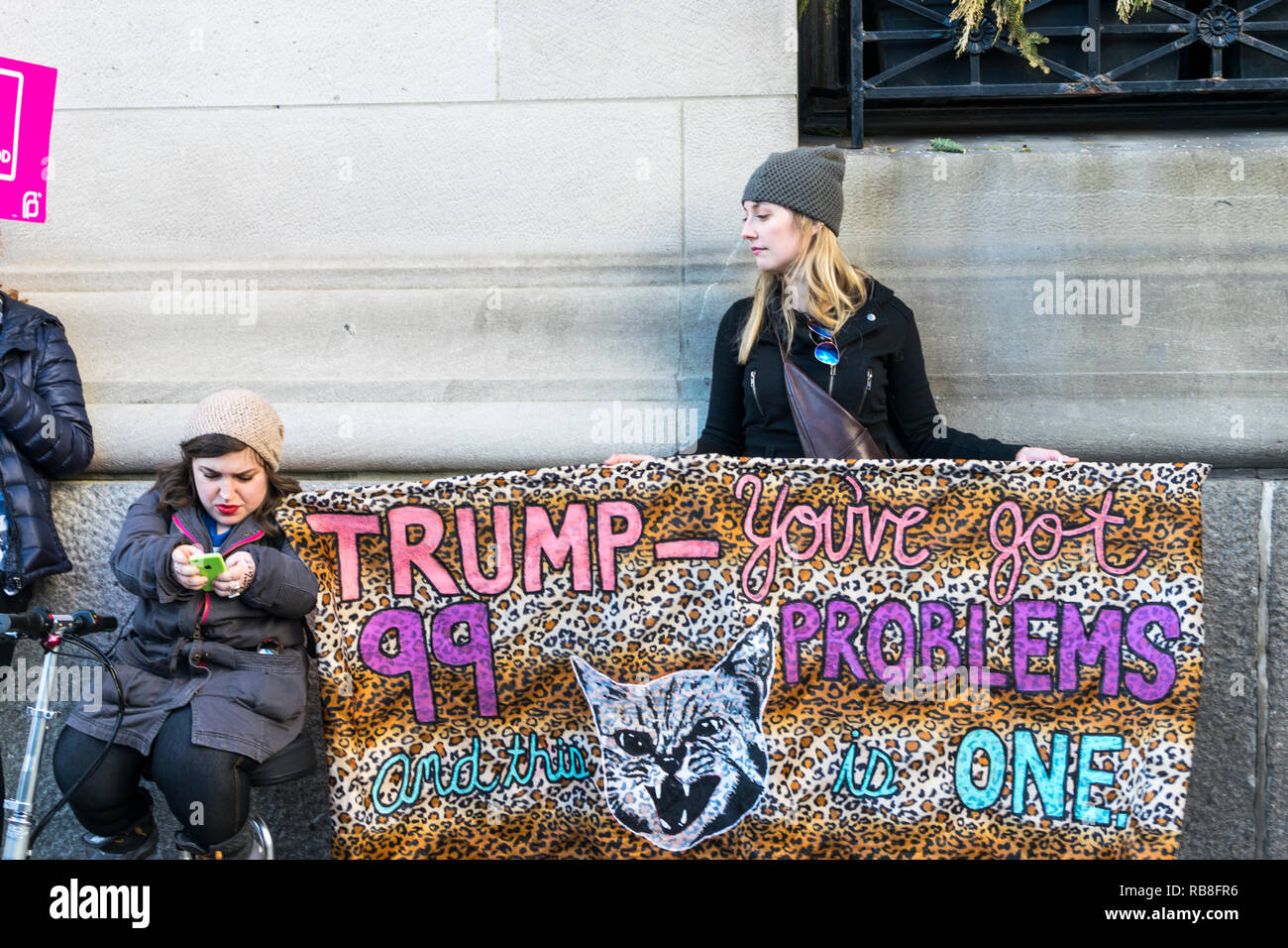 Chicago, Illinois, United States - 21 janvier 2017 : protestation contre l'élection de Trump Président bureau à Chicago, Illinois au cours de la Marche des femmes. Banque D'Images