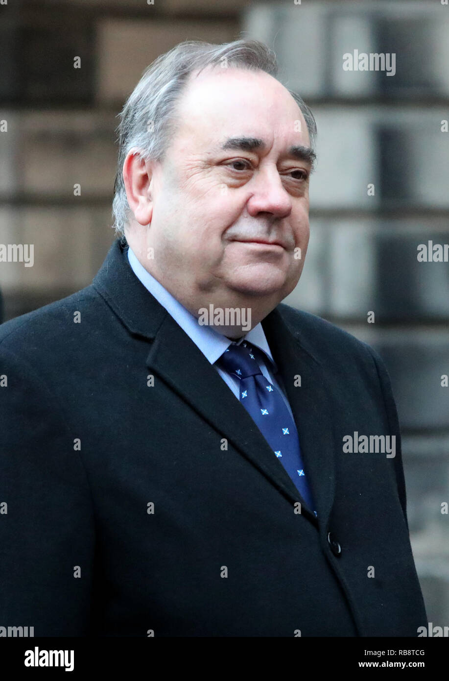 Alex Salmond arrivant à la Cour de session à Edimbourg pour l'ancien premier ministre défi juridique contre le gouvernement écossais a traité une plainte d'inconduite contre lui. Banque D'Images