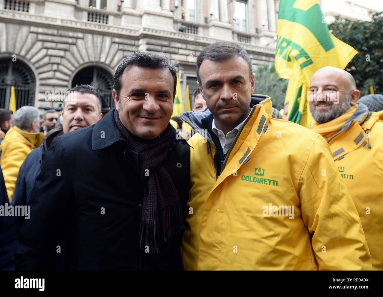 Rome, Italie. 8 janvier, 2019. Politique du ministère de l'Agriculture. Démonstration de la Coldiretti Gianmarco pic Centinaio, Ettore Prandini Crédit : LaPresse/Alamy Live News Banque D'Images