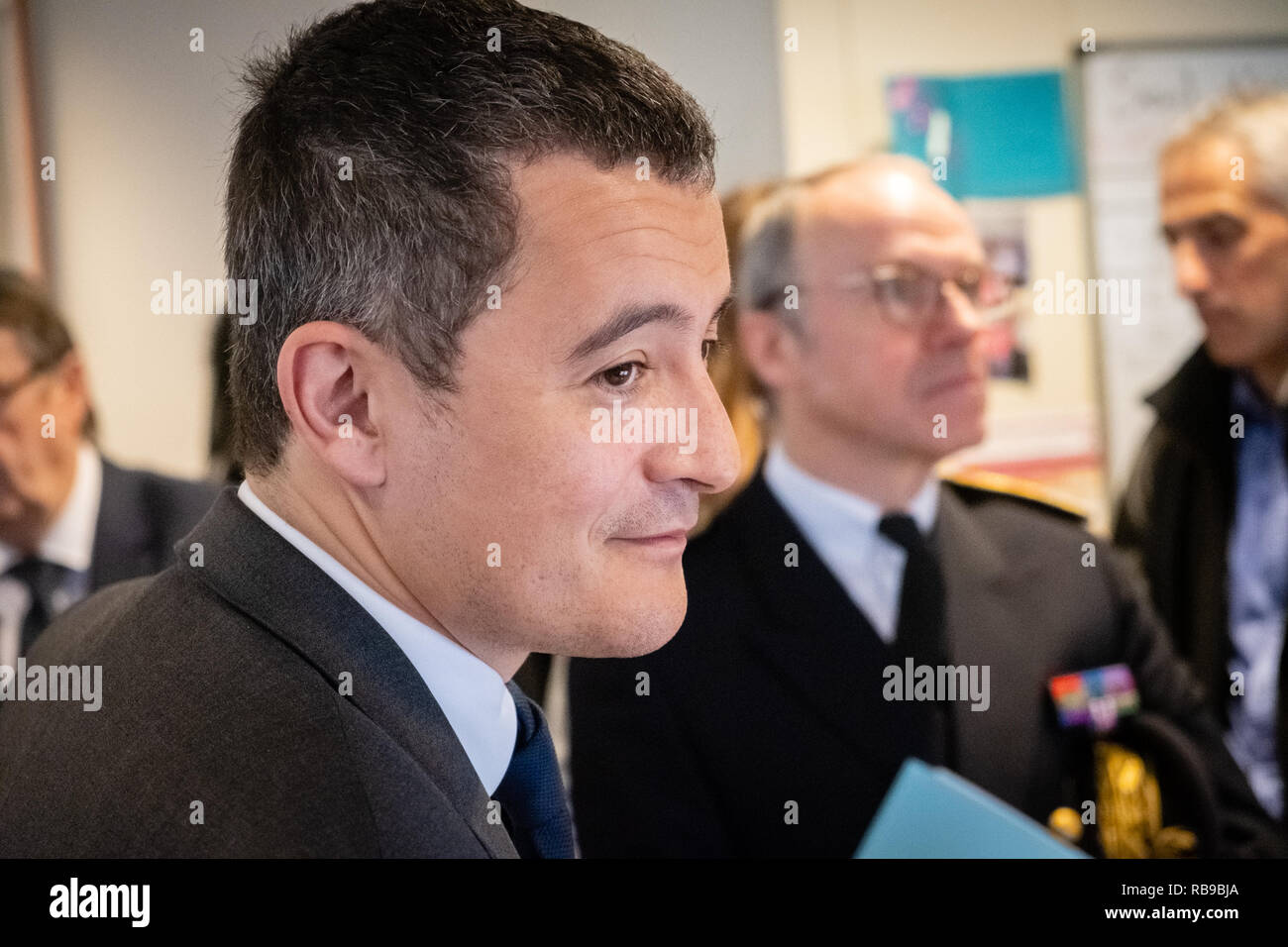 Lyon, France. 8 janvier 2019. Gérald Darmanin, Ministre de l'action et des comptes publics, visite un centre d'appel de Lyon public finance Credit : FRANCK CHAPOLARD/Alamy Live News Banque D'Images