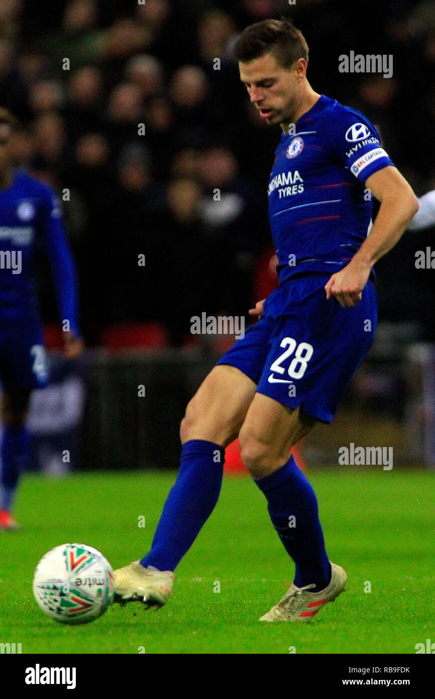 Londres, Royaume-Uni. 8 janvier, 2019. Cesar Azpilicueta de Chelsea en action. Carabao Cup semi finale, 1ère manche match, Tottenham Hotspur v Chelsea au stade de Wembley à Londres, le mardi 8 janvier 2019 . Cette image ne peut être utilisé qu'à des fins rédactionnelles. Usage éditorial uniquement, licence requise pour un usage commercial. Aucune utilisation de pari, de jeux ou d'un seul club/ligue/dvd publications pic par Steffan Bowen/Andrew Orchard la photographie de sport/Alamy live news Banque D'Images