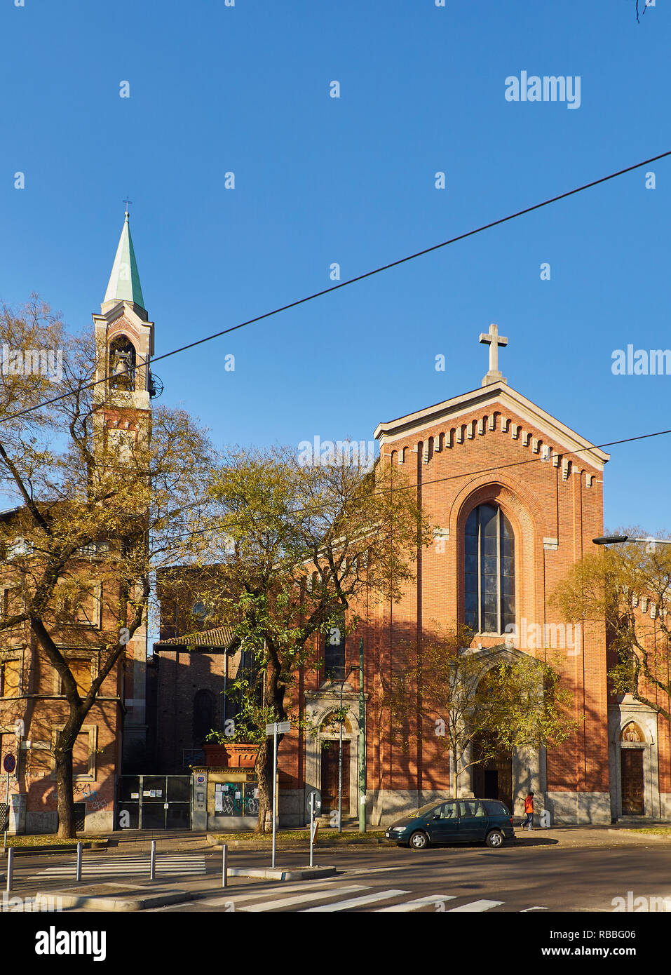 Façade principale de la Chiesa di Santa Maria del Rosario church. Vue de la Piazza Del Rosario square. Milan, Lombardie, Italie. Banque D'Images