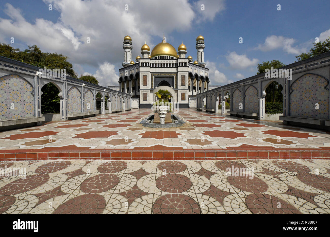 Jame'Asr Hassanil Bolkiah Mosque', Bandar Seri Begawan, Sultanat de Brunei Banque D'Images