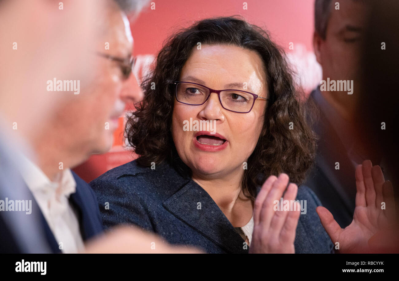 09 janvier 2019, Basse-Saxe, Osnabrück : Andrea Nahles, présidente du SPD, prend la parole à la réunion de lancement de l'annuel de l'état des groupes SPD Rhénanie du Nord-Westphalie et Basse-saxe/Bremen. Les membres du Bundestag SPD discuter de la partie en cours. Photo : Friso Gentsch/dpa Banque D'Images