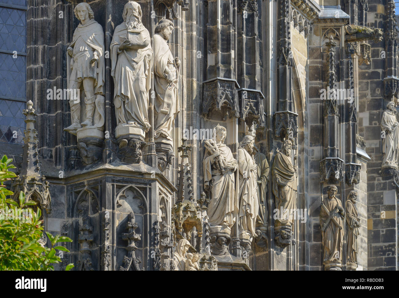 L'extérieur de sculptures, cathédrale, Aix-la-Chapelle, Rhénanie du Nord-Westphalie, Allemagne, Aussenskulpturen, Dom, Nordrhein-Westfalen, Deutschland Banque D'Images