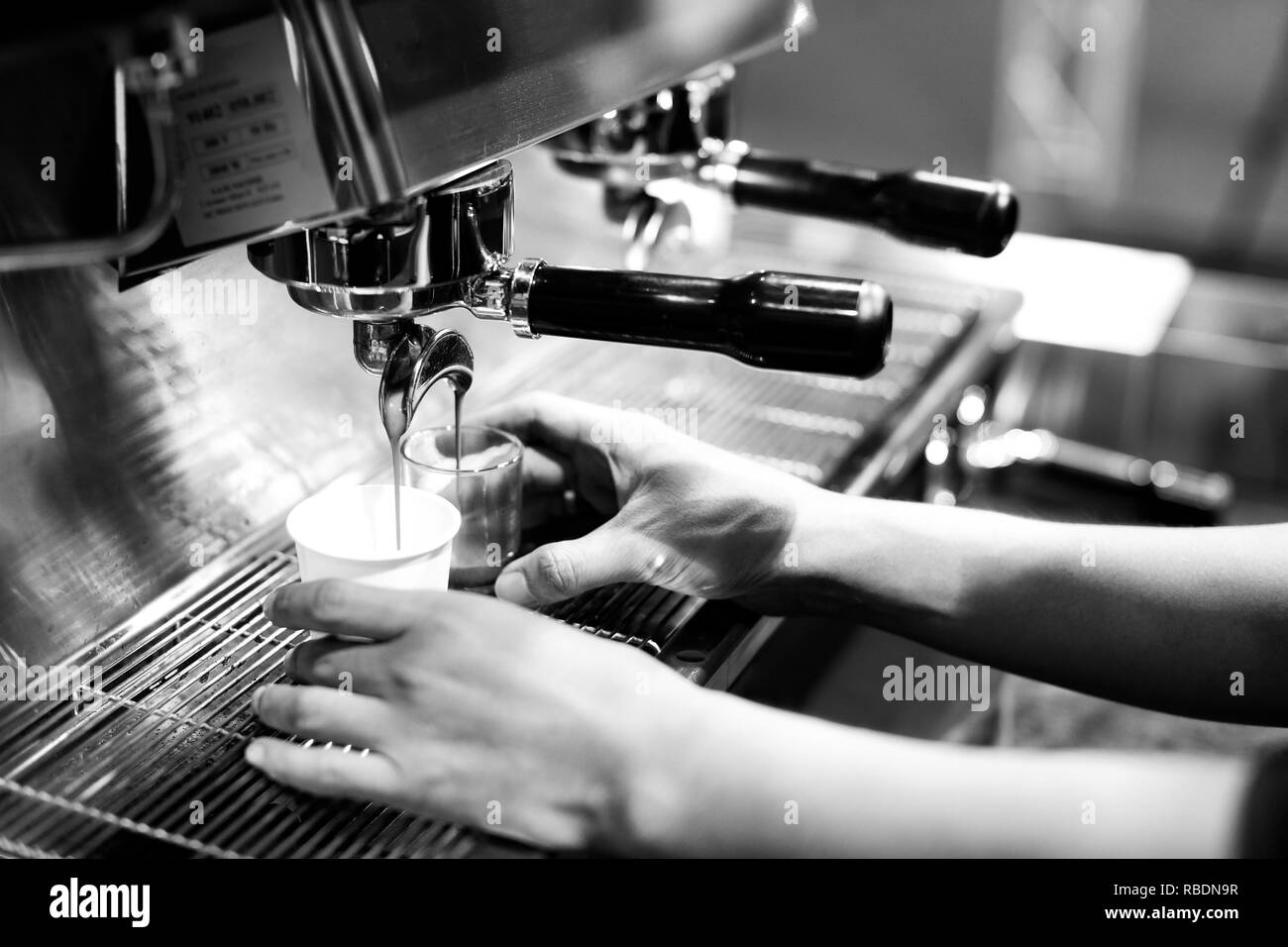 D'espresso machine à café de café, café in coffee shop Banque D'Images