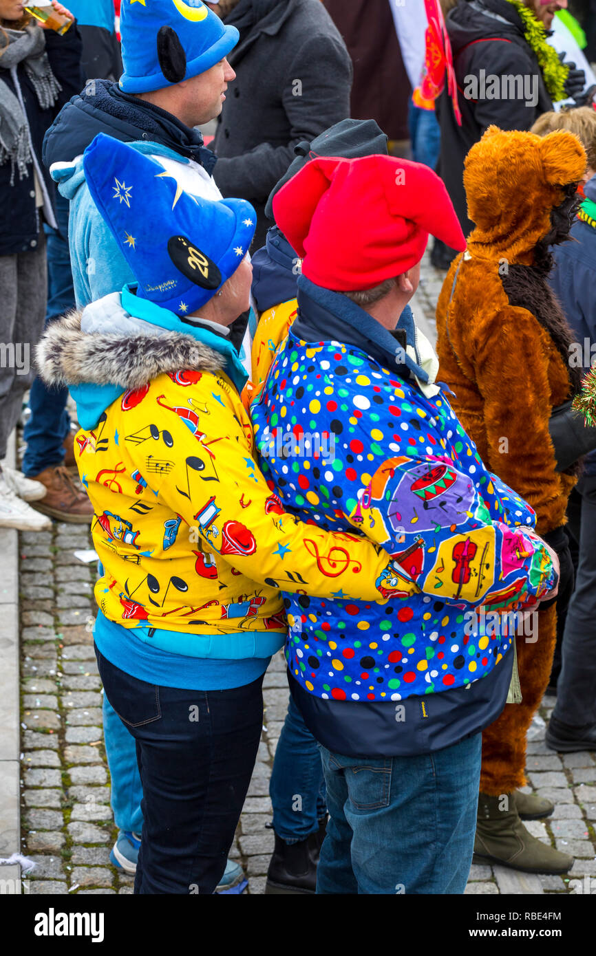 Défilé de carnaval à Maastricht, Pays-Bas, le dimanche de carnaval, avec des centaines de participants et des milliers de spectateurs, Maastricht est le stronghol Banque D'Images