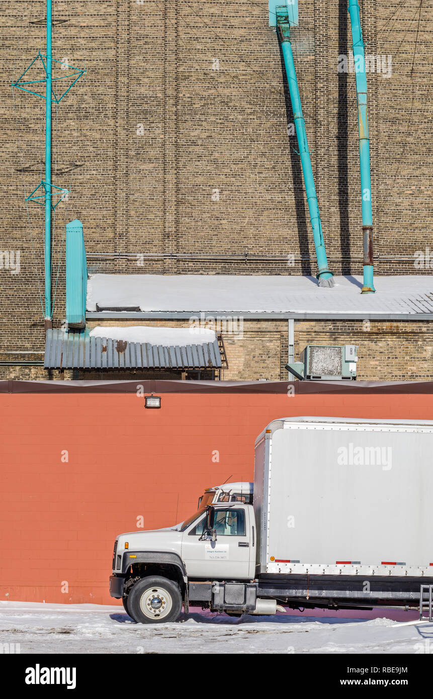 Détail de l'appareil près d'un silo à céréales Banque D'Images