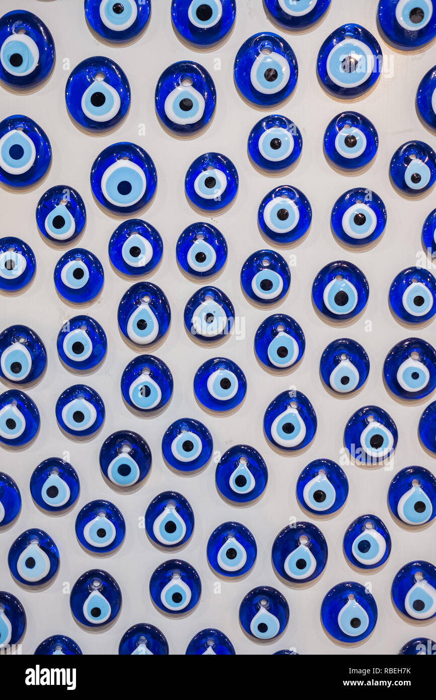 Groupe d'amulette traditionnelle turque mauvais Œil - Le fond de l'Œil bleu Banque D'Images
