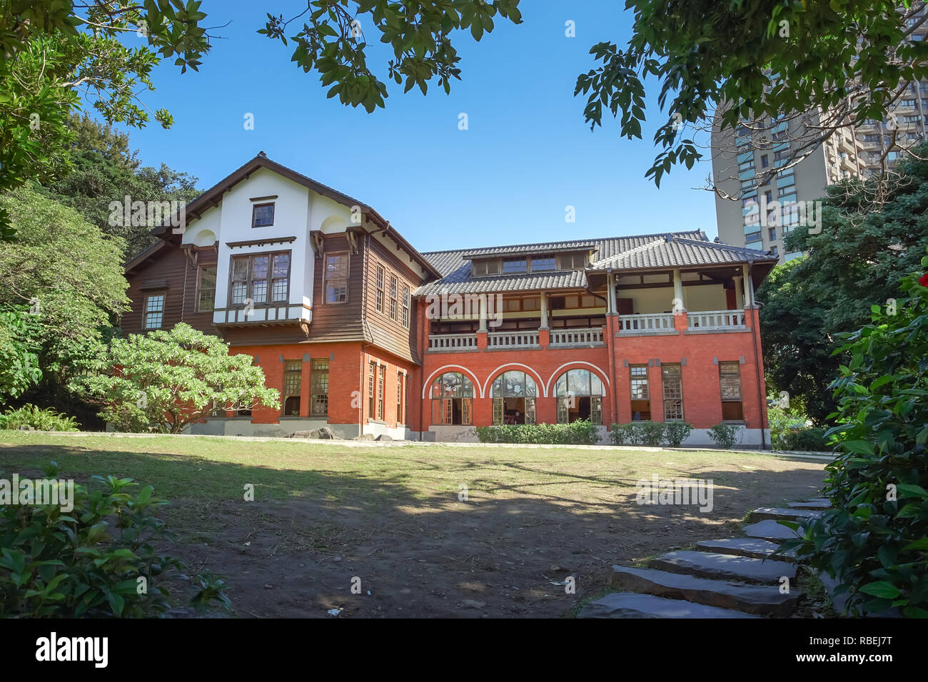 Taipei, Taiwan - le 24 novembre 2018 : Beau bâtiment rouge Beitou Hot spring museum de Beitou Park, Taipei, Taiwan. Banque D'Images