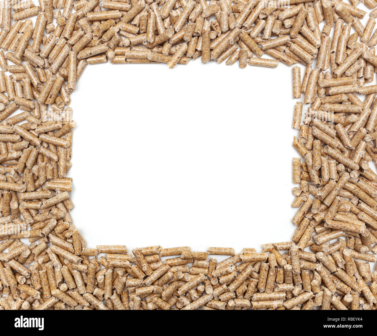 Cadre fait avec des biocarburants à partir de la sciure de bois de rechange les granulés de bois. Banque D'Images