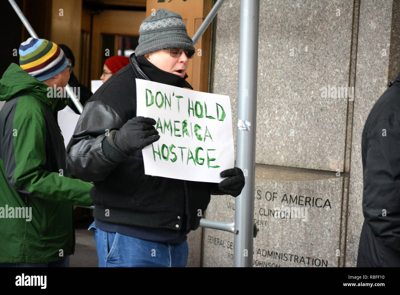 New York City, USA. 9 Jan 2019. Les travailleurs en congé pour protester contre le gouvernement fédéral dans l'arrêt New York City Crédit : Christopher Penler/Alamy Live News Banque D'Images