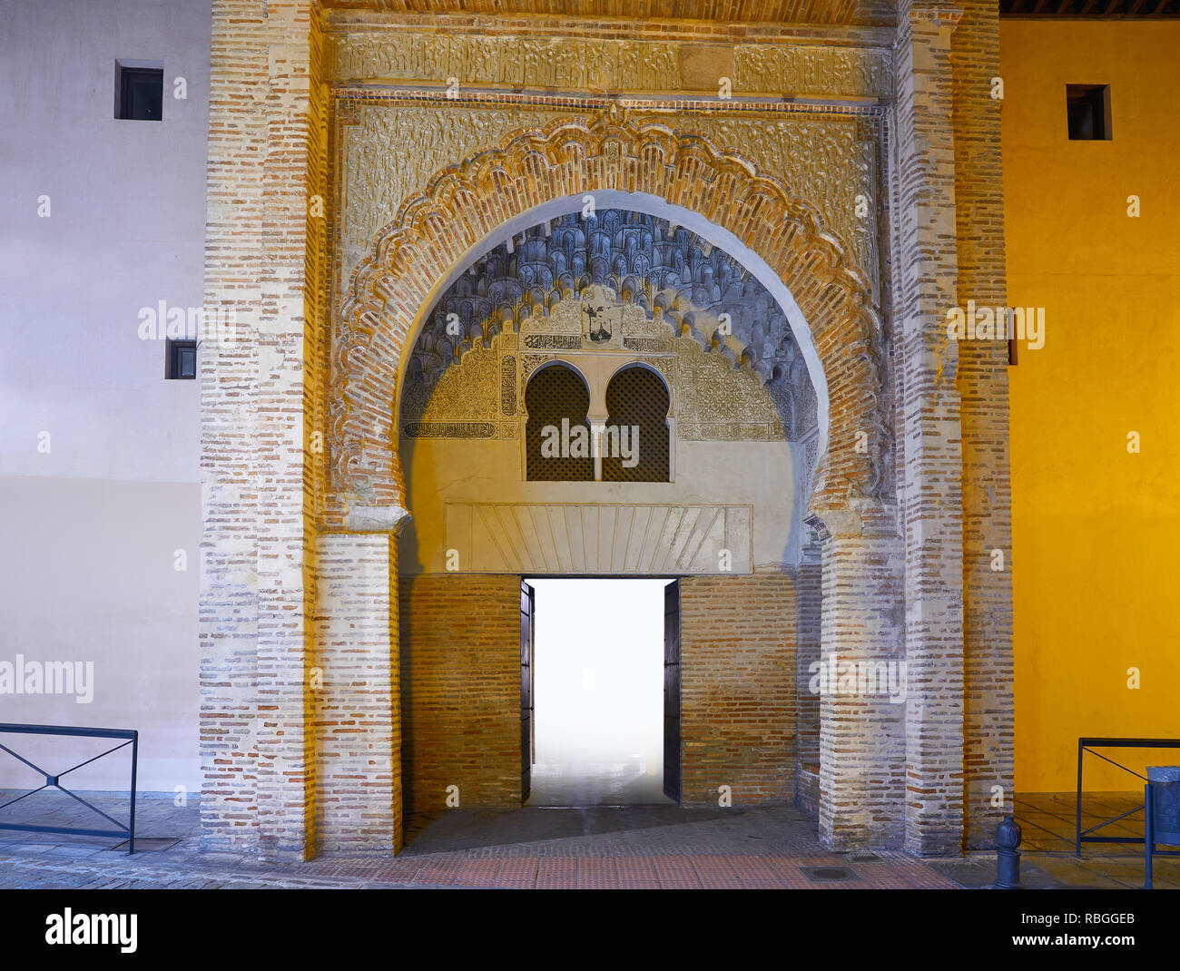 Grenade Corral carbone façade d'Espagne a également appelé vieux Alhondiga Banque D'Images