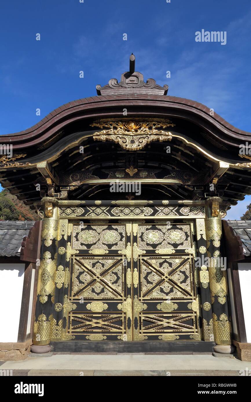Japon, Kamakura - temple bouddhiste Zen de Kencho-ji. Karamon gate. Banque D'Images