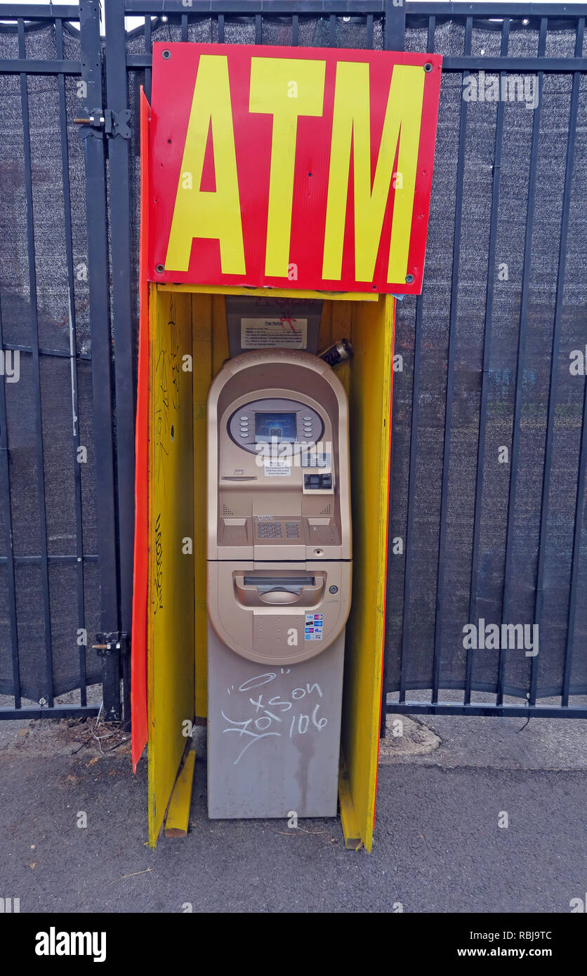 ATM machine autonome, Cash Machine, Coney Island, Brooklyn, New York, NYC, NY, USA Banque D'Images