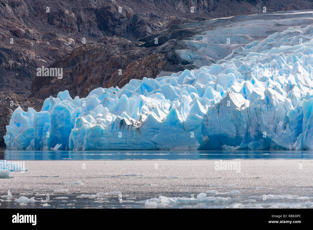 De Iceberg le Glacier Grey, Torres del Paine, Patagonie, Chili Photo Stock  - Alamy