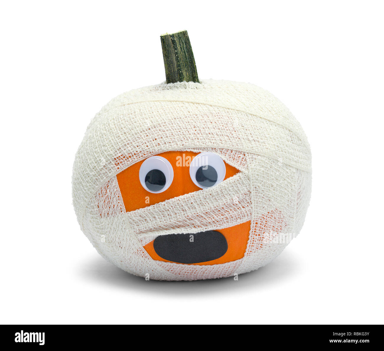 Zombie citrouille à Bandages isolé sur fond blanc. Banque D'Images
