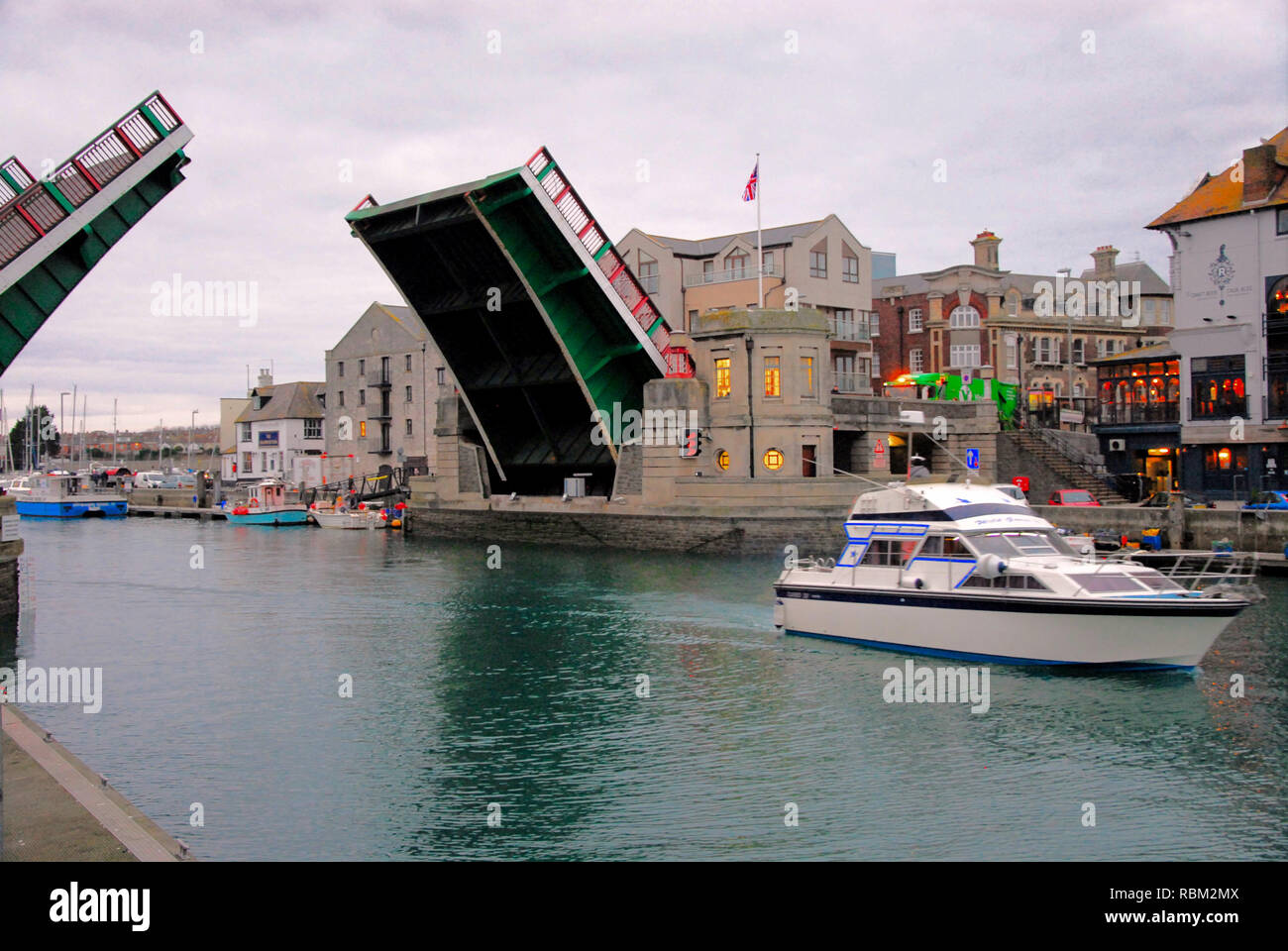 Weymouth. 11 janvier 2019. Weymouth se réveille à l'autre calme, sec et assez chaude journée avec un maximum de 9 degrés centigrades Crédit : Stuart fretwell/Alamy Live News Banque D'Images