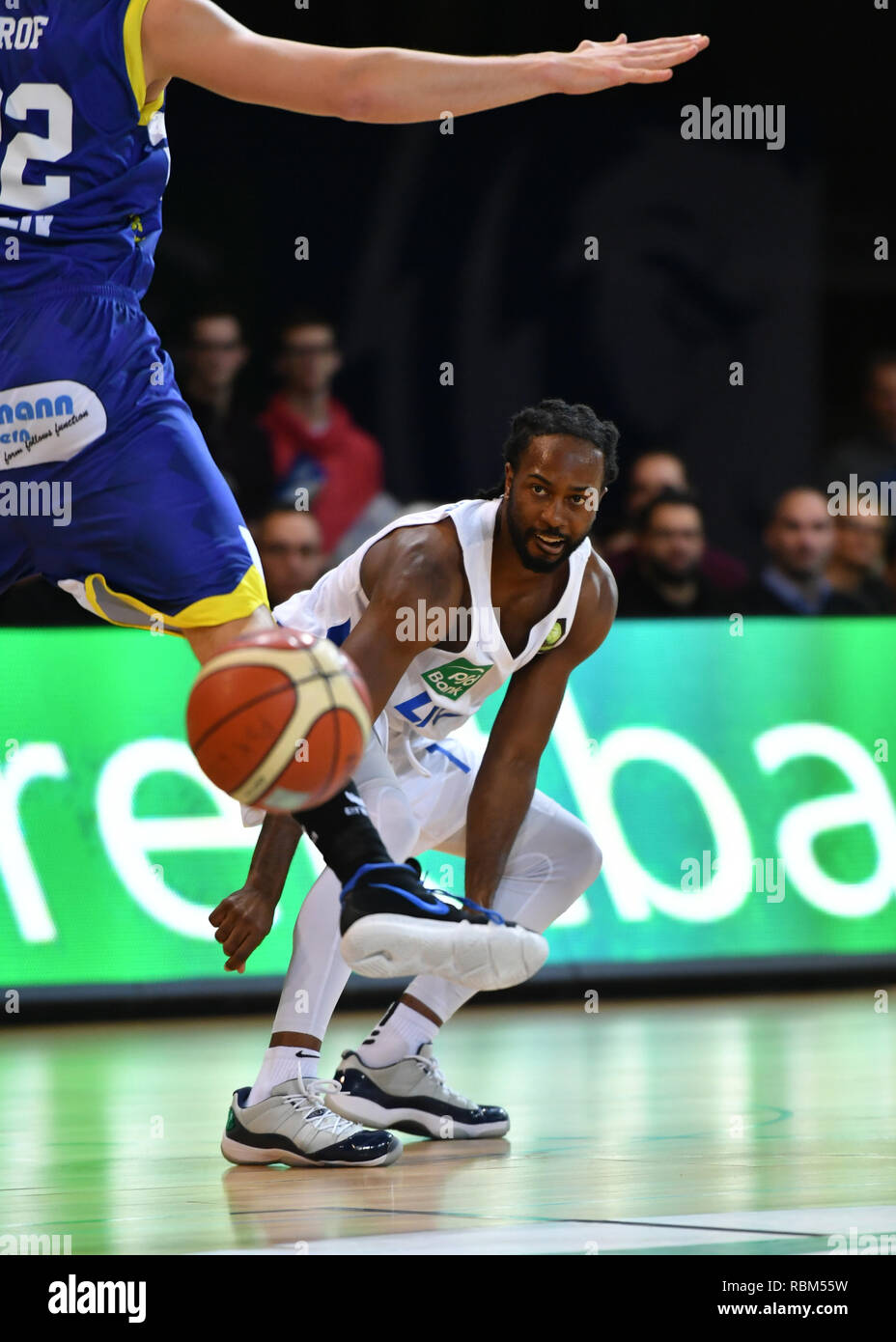 Karlsruhe, Allemagne. Jan 11, 2019. Karo Ross (Lions) GES/basket/ProA : PSK  Lions - Phoenix Hagen, 11.01.2019 - dans le monde de l'utilisation | Credit  : dpa/Alamy Live News Photo Stock - Alamy