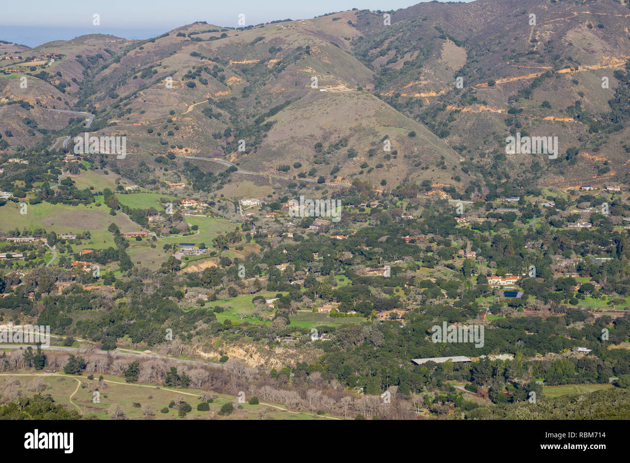 Vue vers Carmel Valley de Garland Ranch Regional Park, Californie Banque D'Images