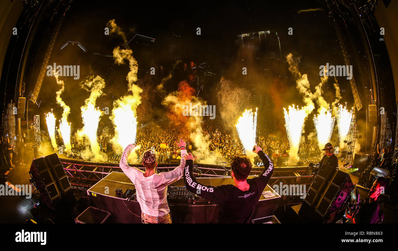 L'chainsmokers live à l'ultra music festival de musique de danse électronique aussi connu sous le nom de ultra festival ou ultra music festival Banque D'Images