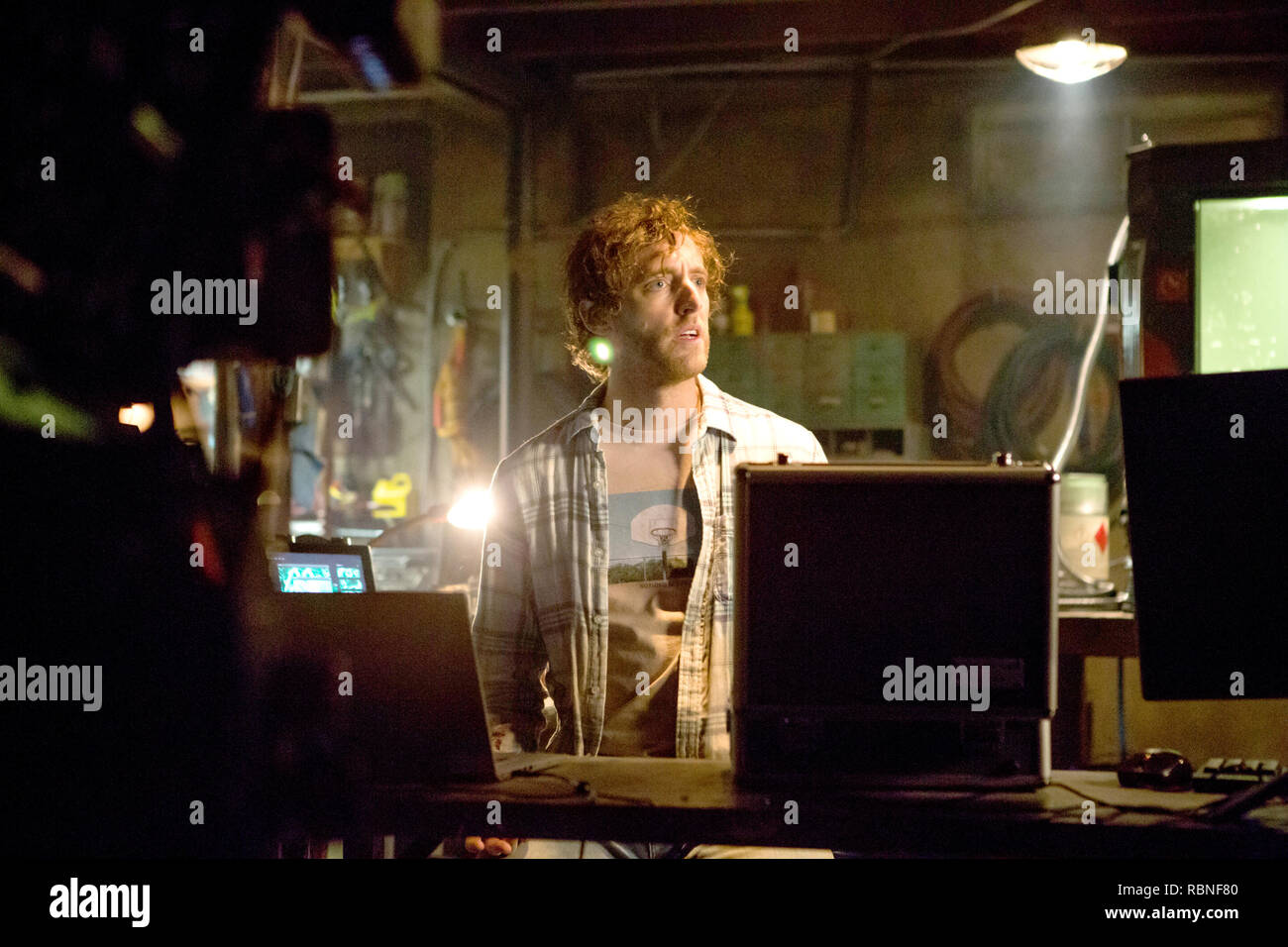 Thomas Middleditch, 'Répliques' (2019) : Répliques Holdings, LLC, / l'archive d'Hollywood Banque D'Images