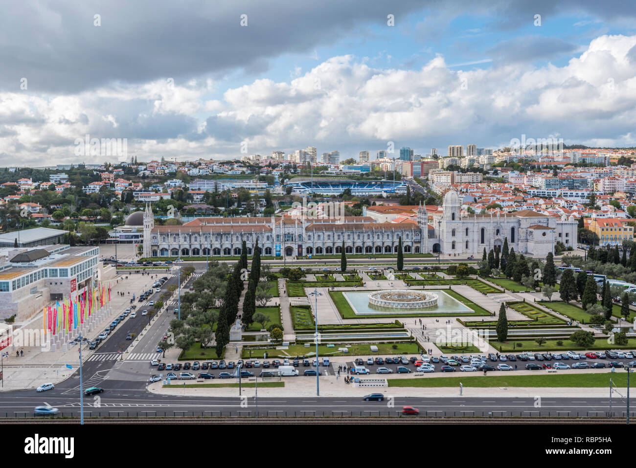 Panorama avec le Monastère des Hiéronymites Belem dans le district de Lisbonne Banque D'Images