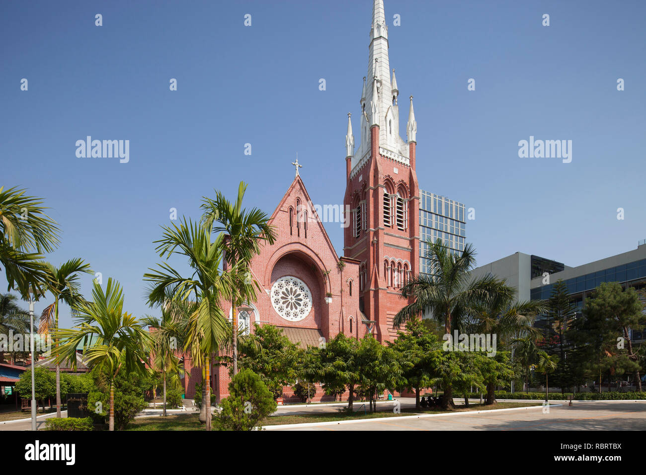 La Cathédrale Holy Trinity construite en 1895, Yangon, Myanmar, en Asie Banque D'Images