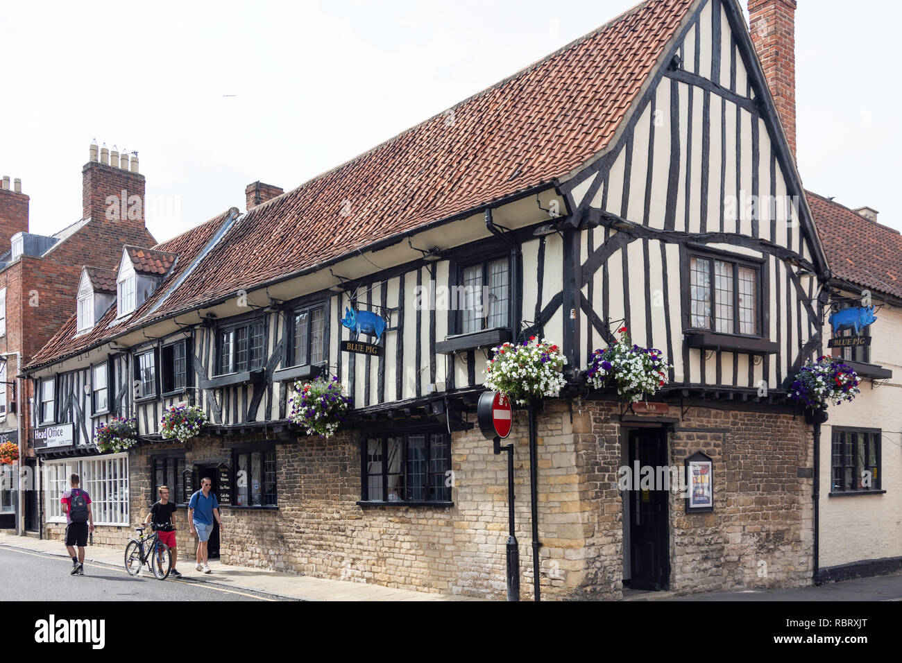 16e siècle Blue Pig Inn, Vine Street, Grantham, Lincolnshire, Angleterre, Royaume-Uni Banque D'Images