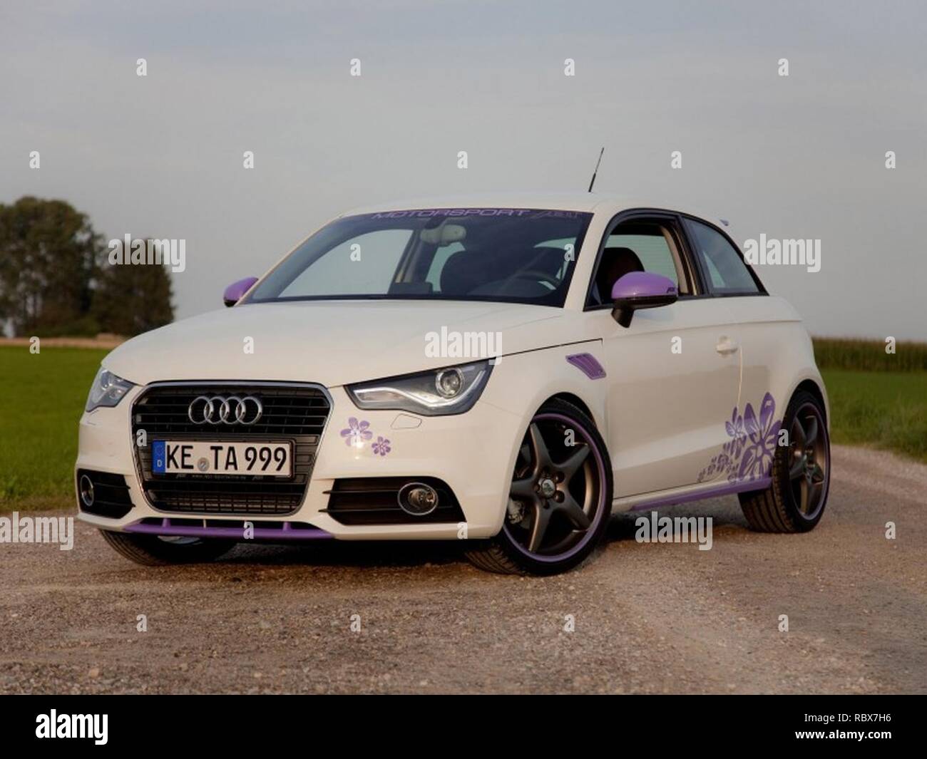 ABT-Sportsline-Audi-A1-AS1-2010-Photo-10--800x600. Banque D'Images