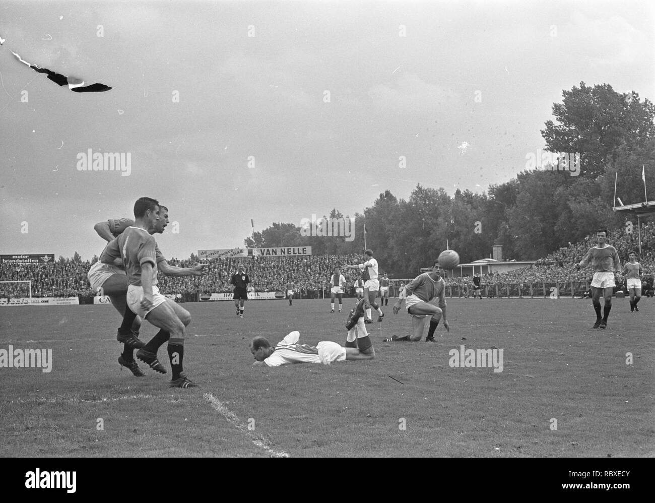 Ajax 2-1 ADO tegen, spelmomenten Bestanddeelnr, 916-8213. Banque D'Images