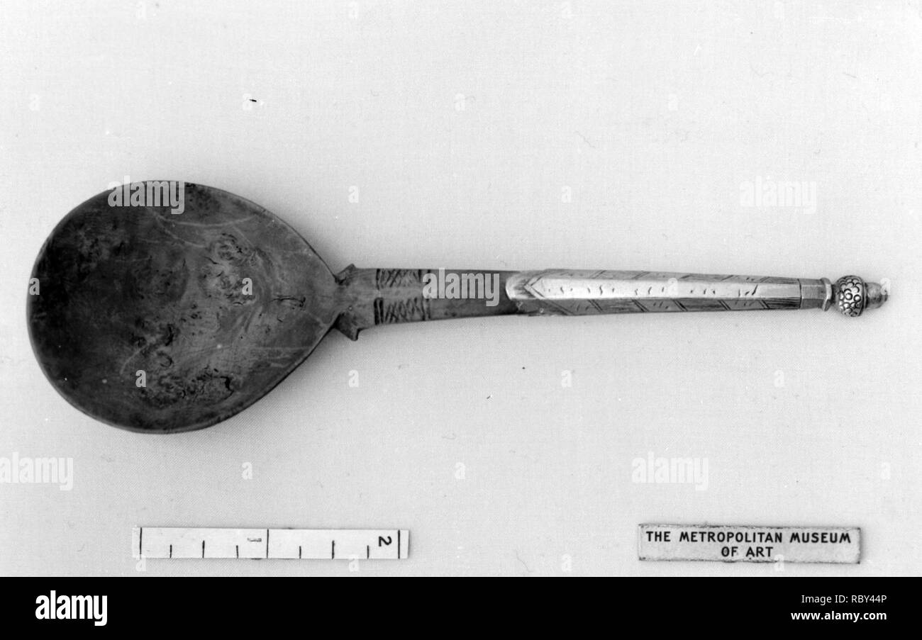 188173 allemand ou néerlandais, Acorn-haut spoon, seconde moitié 16e siècle, bois, argent, L. 6 1/2 in. (16.5 cm.), W : 1 15/16 in. (4,9 cm.). Banque D'Images