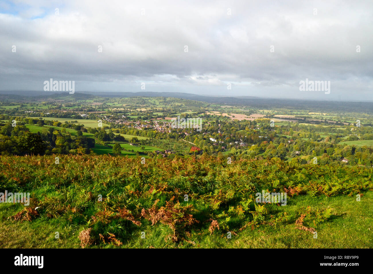 Vue sur le Worcestershire villes et campagne depuis les collines de Malvern, worcestershire, Royaume-Uni Banque D'Images