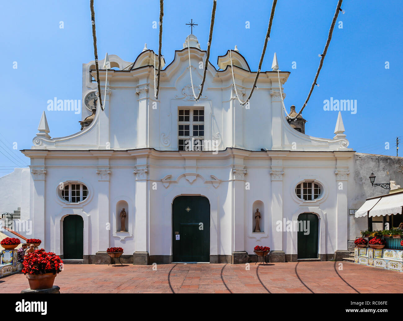 Façade baroque de Chiesa di Santa Sofia Santa Sofia (église) à Anacapri, Capri, Italie. Situé sur la Piazza San Nicola et construit en 1719 Banque D'Images