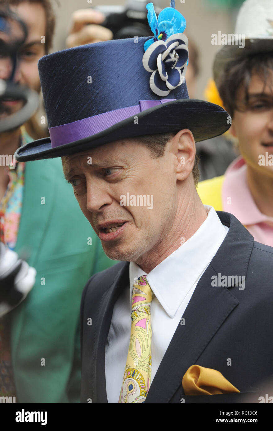 PHOTOS DE FICHIERS : 12 janvier 2019. NEW YORK, NY - 31 mars : l'acteur Steve Buscemi assiste à la ville de New York Défilé du Jour de Pâques le 31 mars 2013 à New York City People : Steve Buscemi Credit : tempêtes Media Group/Alamy Live News Banque D'Images