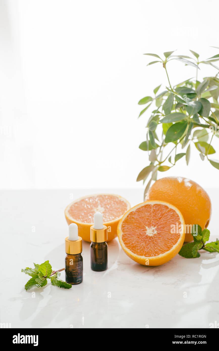 L'huile d'agrumes orange vitamine C naturelle Banque D'Images