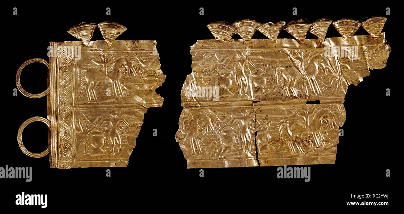 Fragments d'un diadème de Ribadeo. Pièce d'art celtique 3e siècle-1er siècle avant J.-C.. Les Asturies. Madrid, Musée National d'archéologie. Emplacement : Museo arqueologico NACIONAL-COLECCION. MADRID. L'ESPAGNE. Banque D'Images