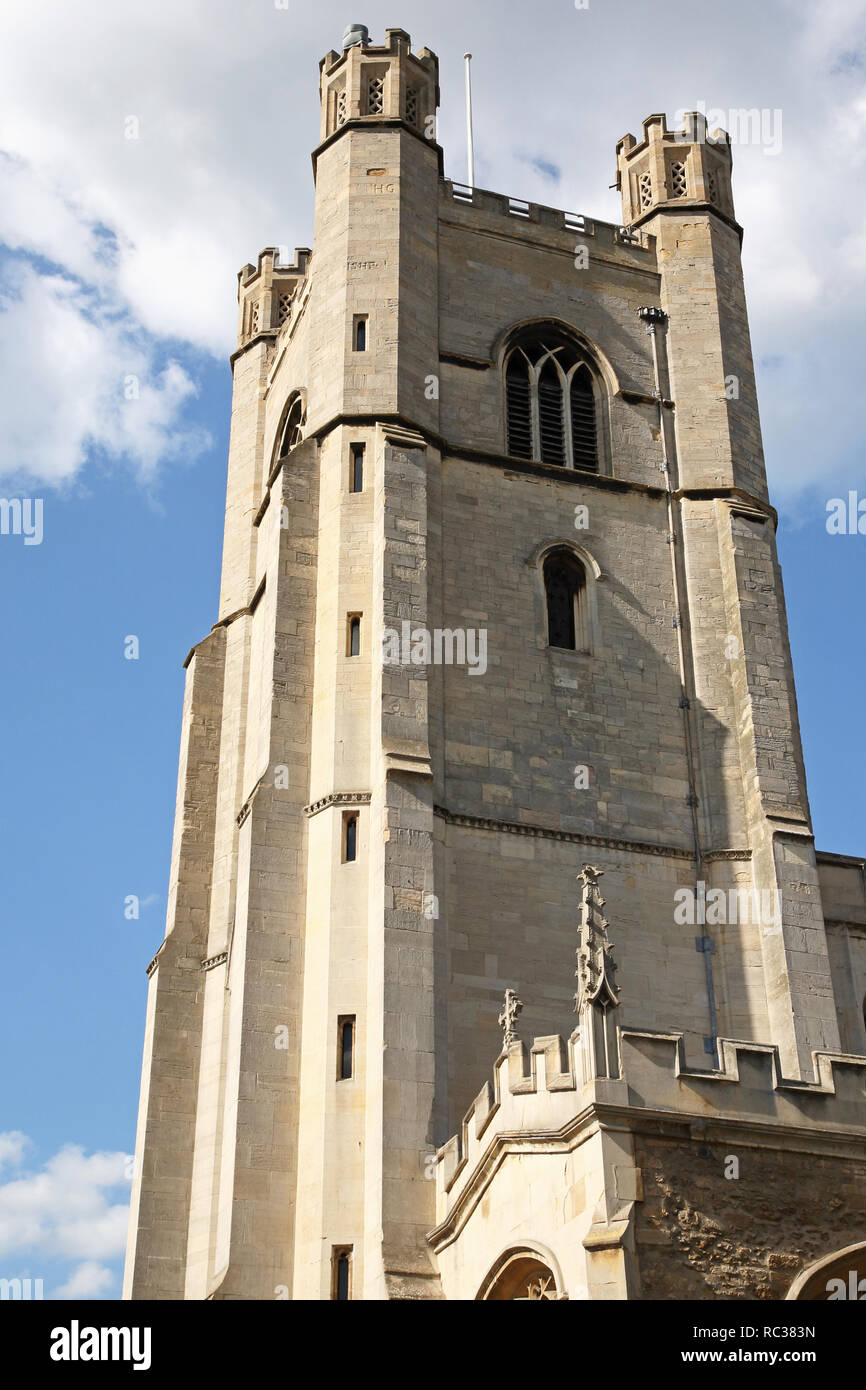 Great St. Mary's Anglican Church dans la ville universitaire de Cambridge, Cambridgeshire, Angleterre Banque D'Images