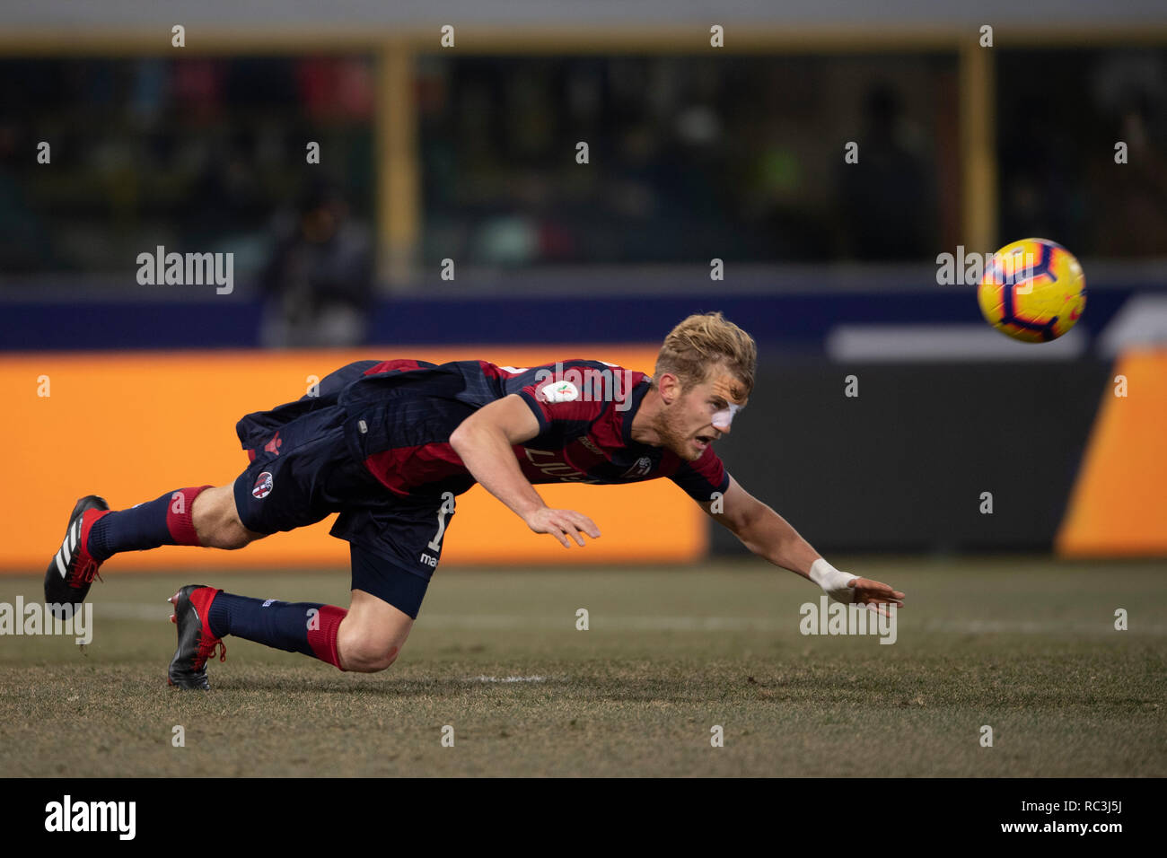 Filip Helander (Bologne) au cours de la 'Italien Italie Cup' match entre Bologne 0 - 2 Juventus au stade Renato Dall'Ara, le 12 janvier 2019 à Bologne, en Italie. Credit : Maurizio Borsari/AFLO/Alamy Live News Banque D'Images