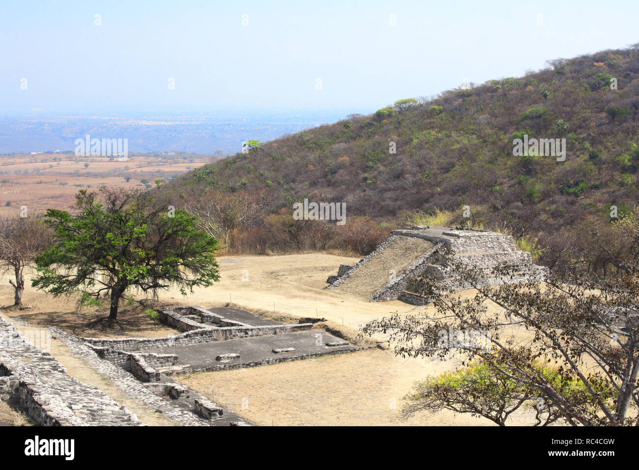 Ruines de l'ancienne pyramide maya, la civilisation Maya pré-Colombienne, Xochicalco, au Mexique. Site du patrimoine mondial de l'UNESCO Banque D'Images