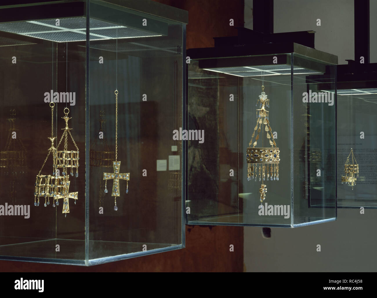 TESORO DE GUARRAZAR - ARTE VISIGODO - SIGLO VII. Emplacement : Museo arqueologico NACIONAL-COLECCION. MADRID. L'ESPAGNE. Banque D'Images