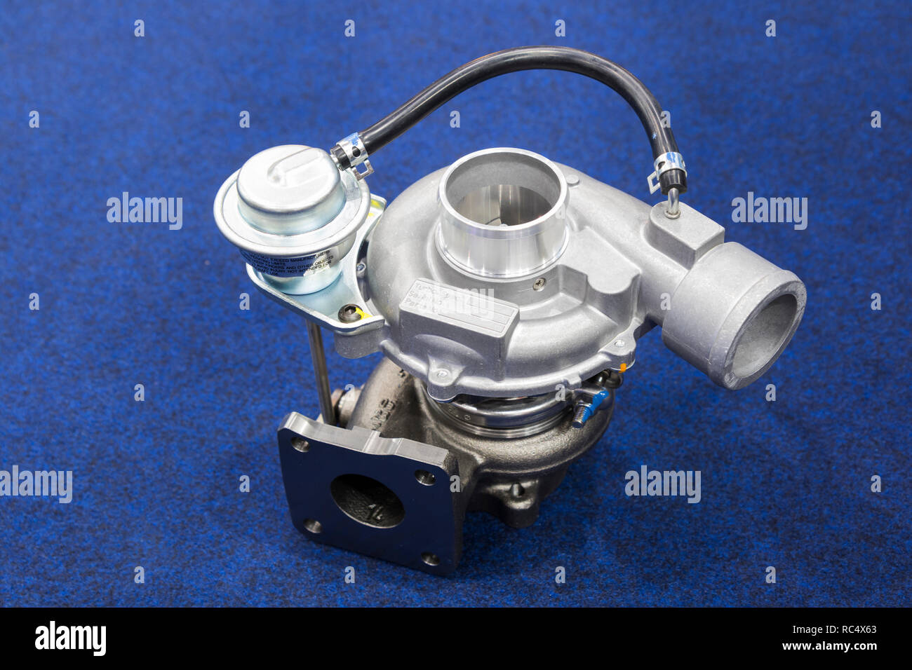 Turbo, de composants pour moteur diesel ; faits à partir du fer, en  aluminium de moulage de l'acier et de processus d'usinage Photo Stock -  Alamy